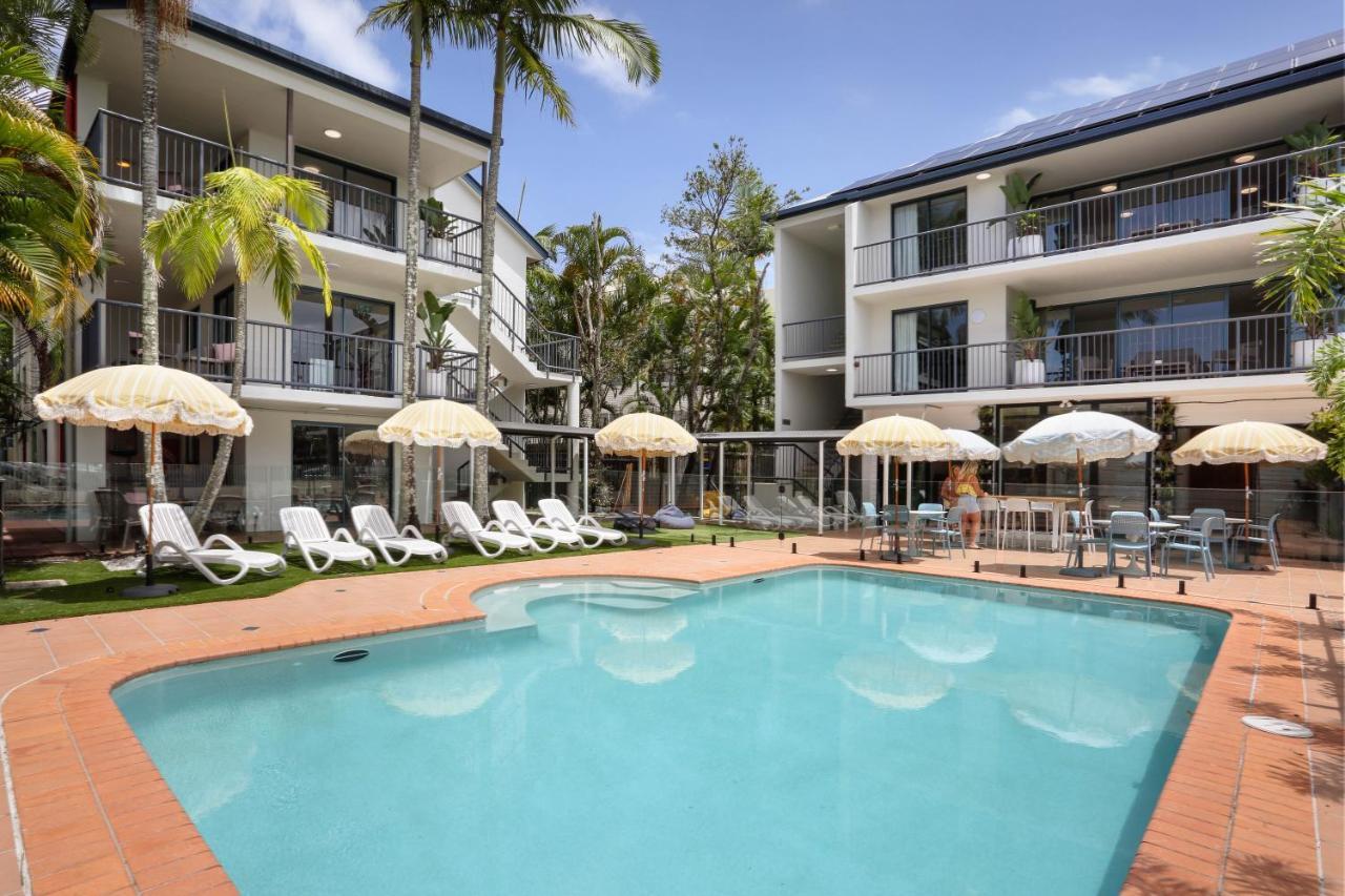 Abode Mooloolaba, Backpackers & Motel Rooms Exterior photo